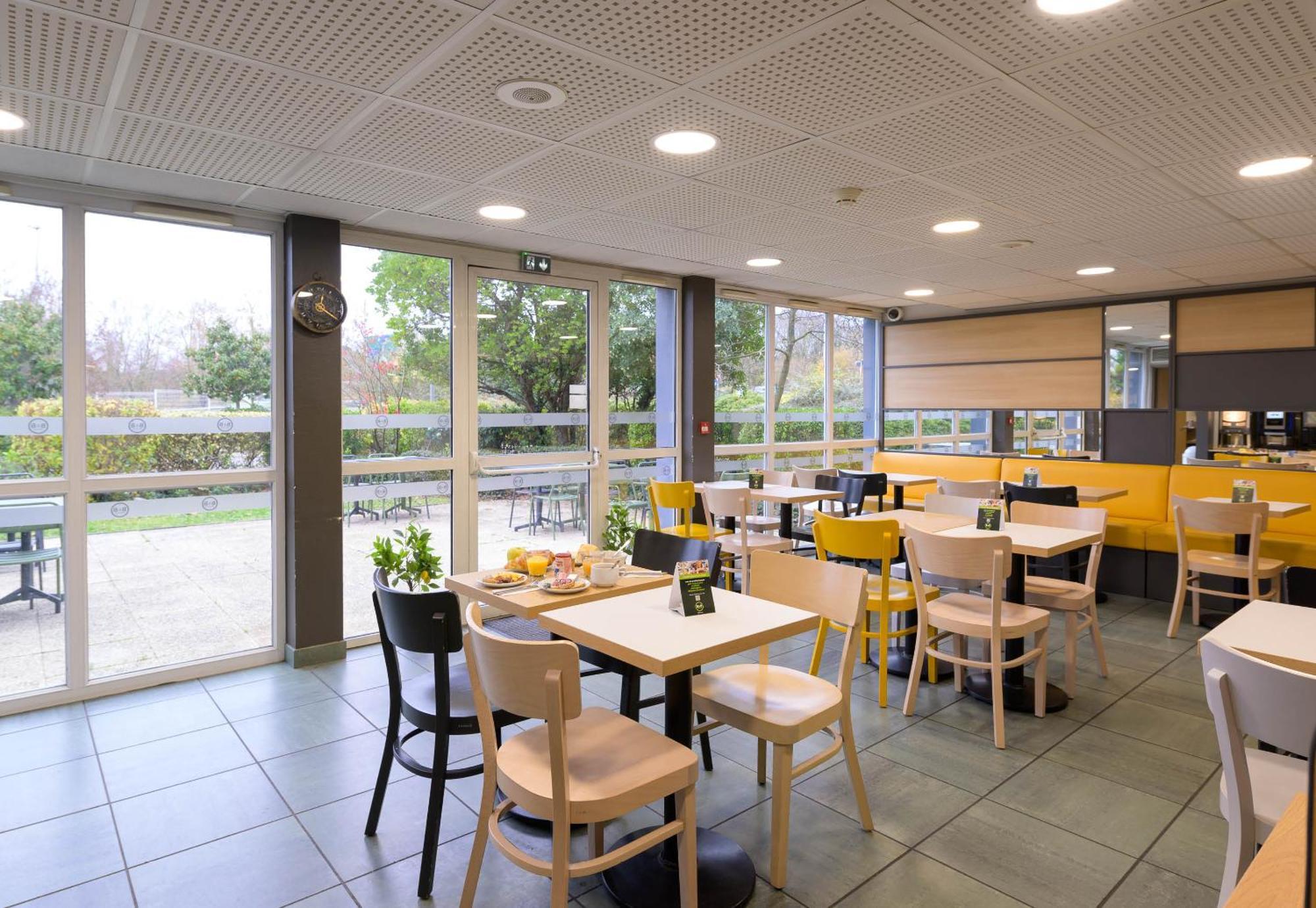 B&B Hotel Creil Chantilly المظهر الخارجي الصورة
